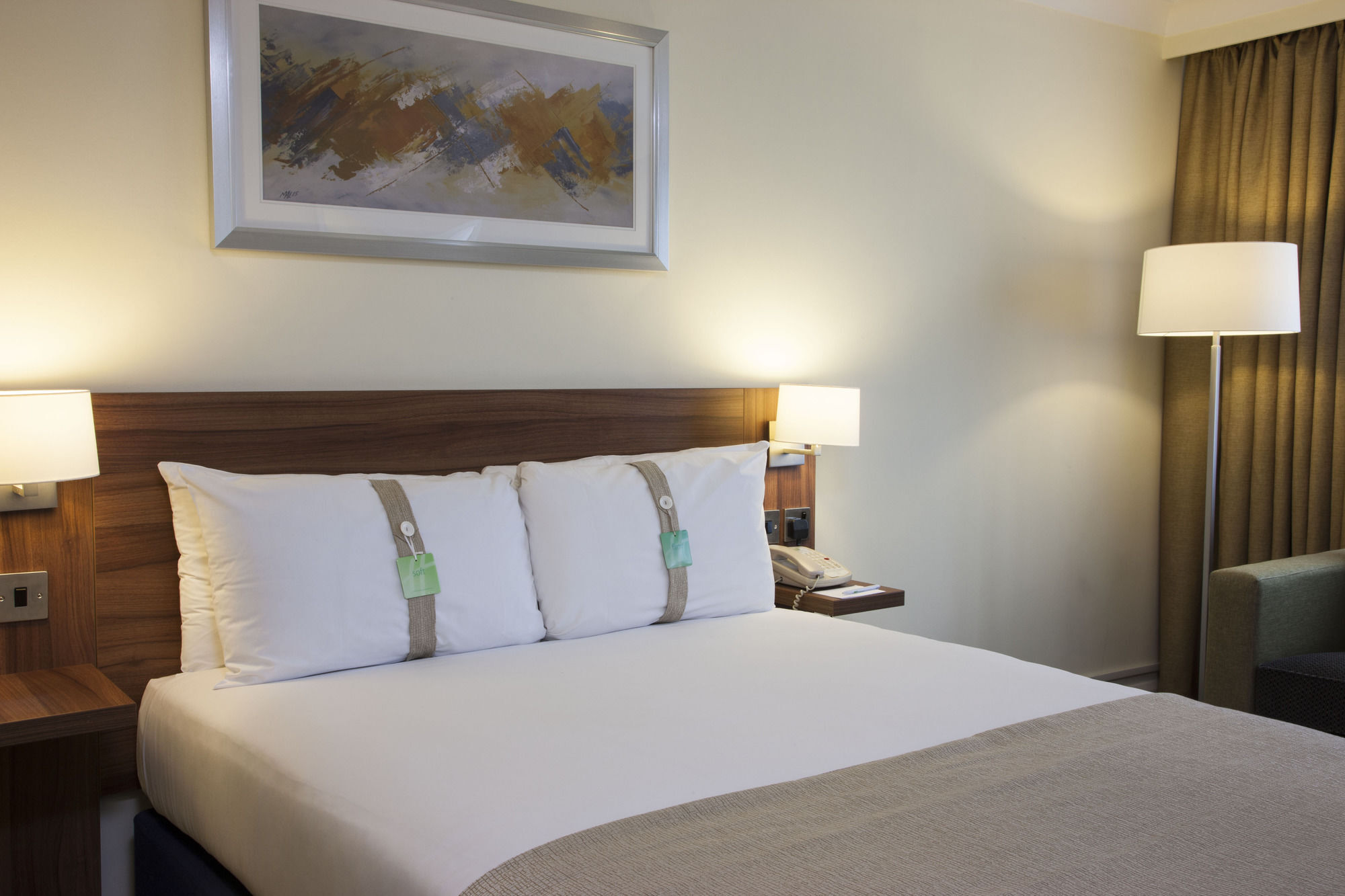 Holiday Inn Stoke On Trent M6 Jct15 By Ihg Newcastle-under-Lyme Exterior foto